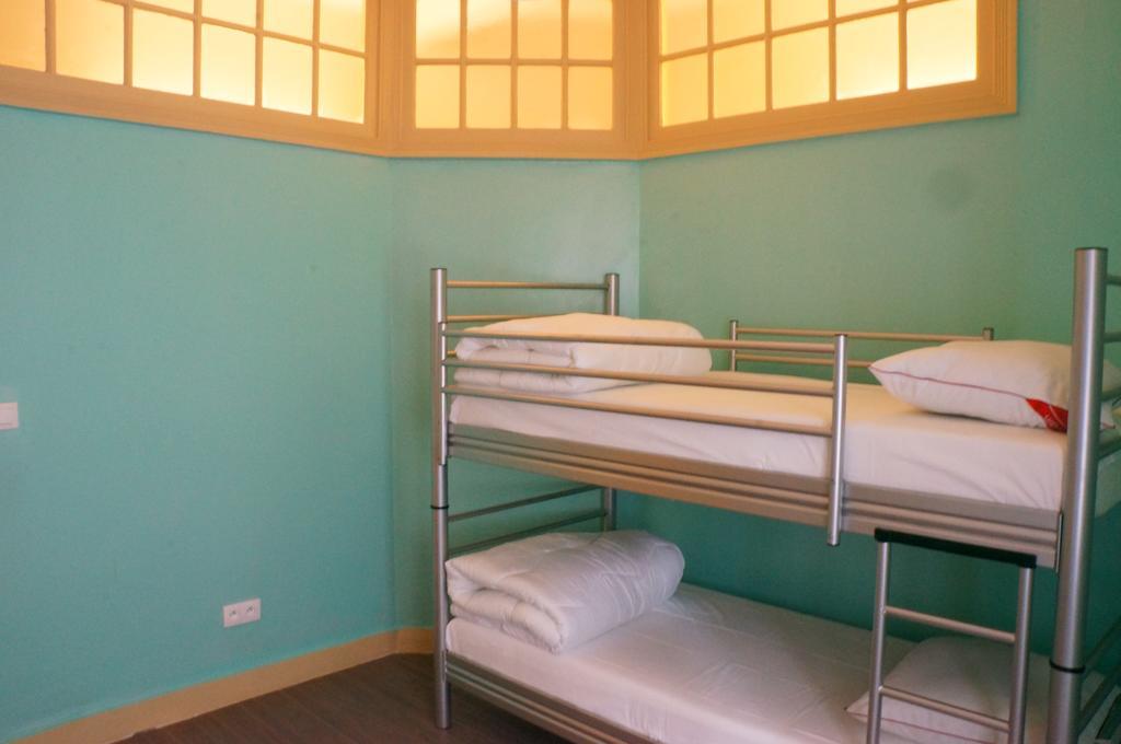 Es Hostel Saint-Gilles Экстерьер фото