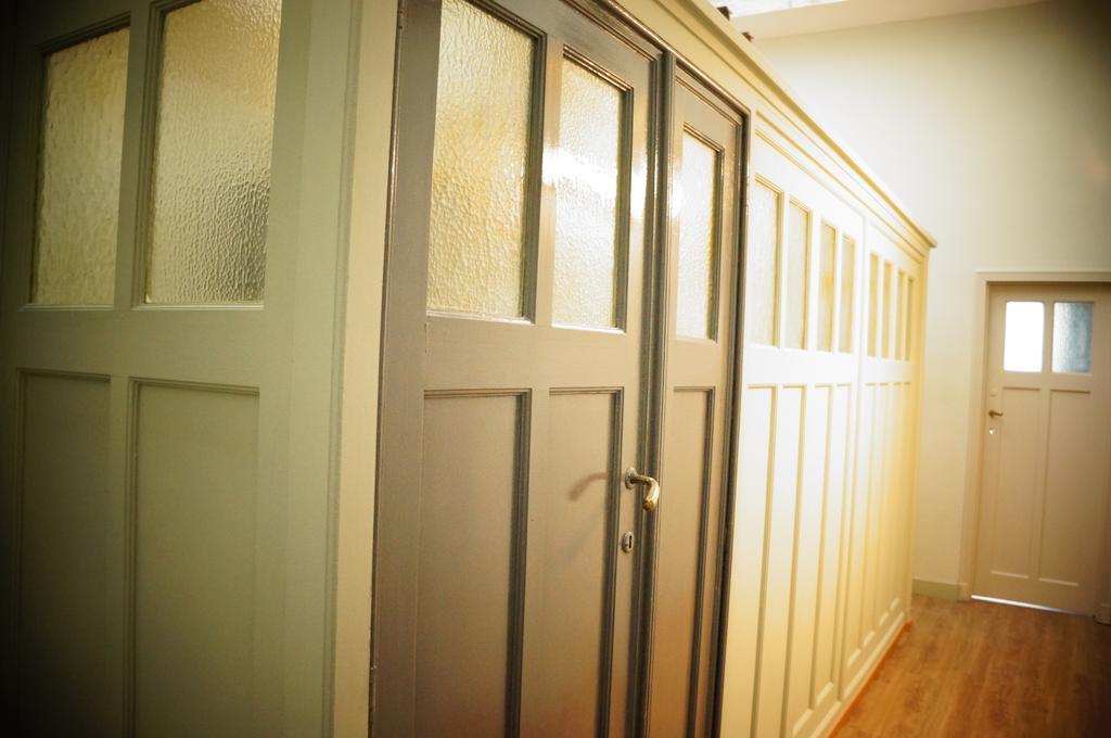 Es Hostel Saint-Gilles Экстерьер фото